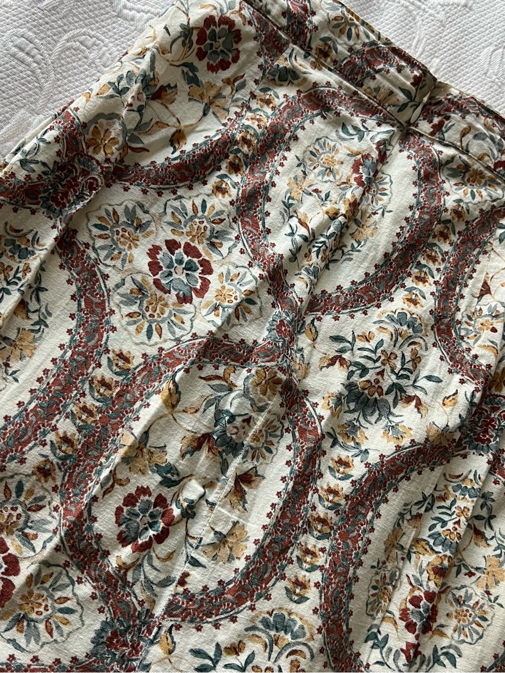 beautiful cream floral maxi skirt - Picture 4 of 8